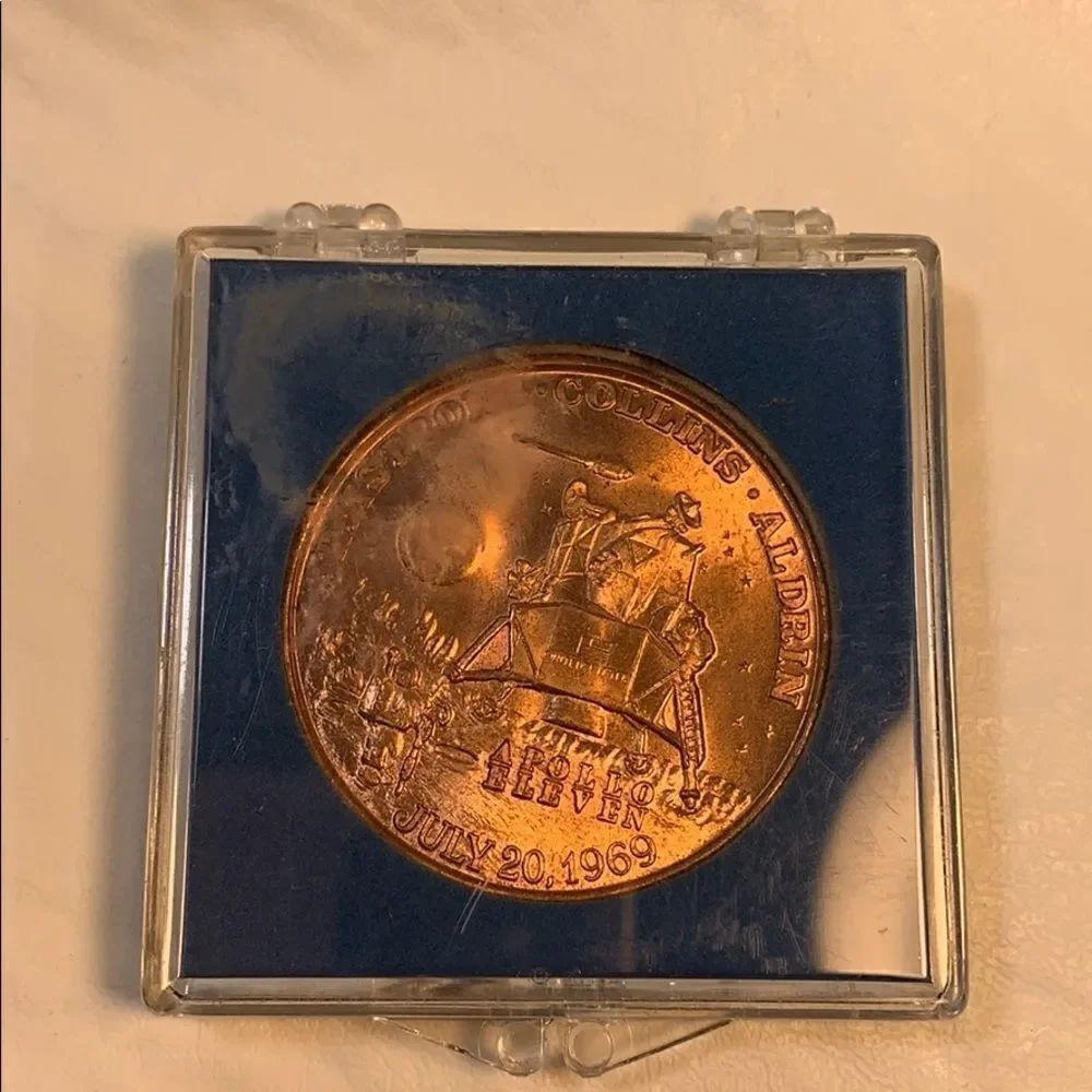 Project Apollo July 20, 1969 Commemorative Coin - Picture 4 of 5